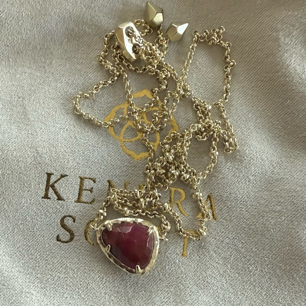 Kendra Scott Maroon/Gold Arleen necklace